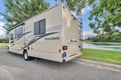 Photo 12 - 2020 Winnebago Class C Motorhome rental photo 14