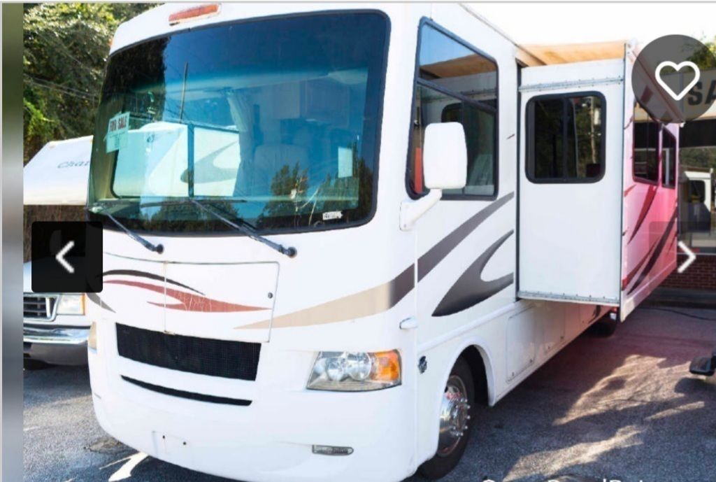 Photo 0 - 2011 Thor Class A Motorhome rental photo 2