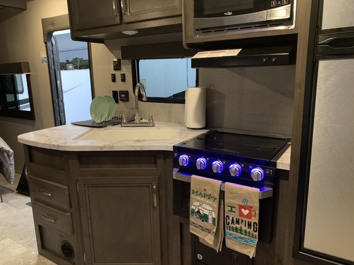 2021 Jayco Jay Flight SLX 8' Wide 267 BHS Travel Trailer for rent in Orlando, FL