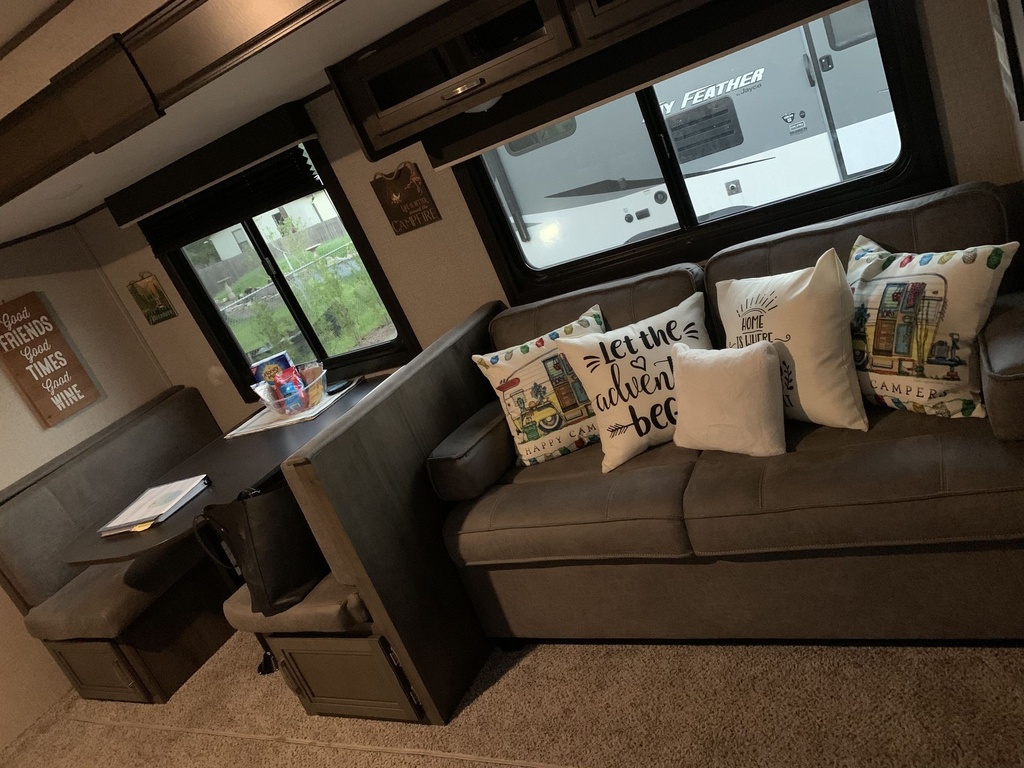 Photo 3 - 2021 Jayco Travel Trailer rental photo 5