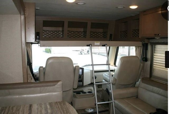 Photo 4 - 2019 Thor Motor Coach Class A Motorhome rental photo 6