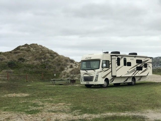 Photo 13 - 2019 Thor Motor Coach Class A Motorhome rental photo 15