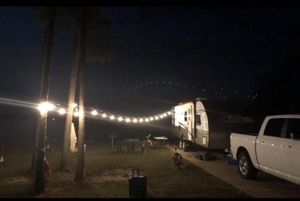 Photo 18 - 2015 Shasta Travel Trailer rental photo 20