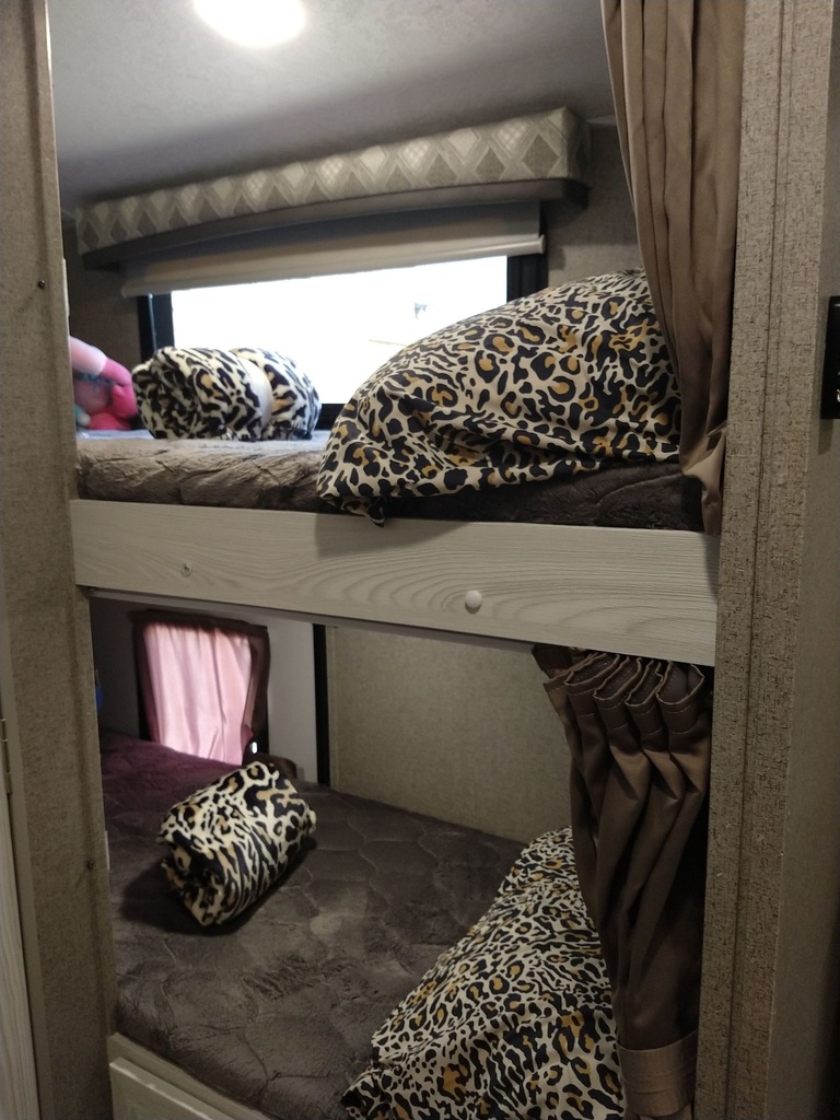 Photo 13 - 2021 Forest River Travel Trailer rental photo 15