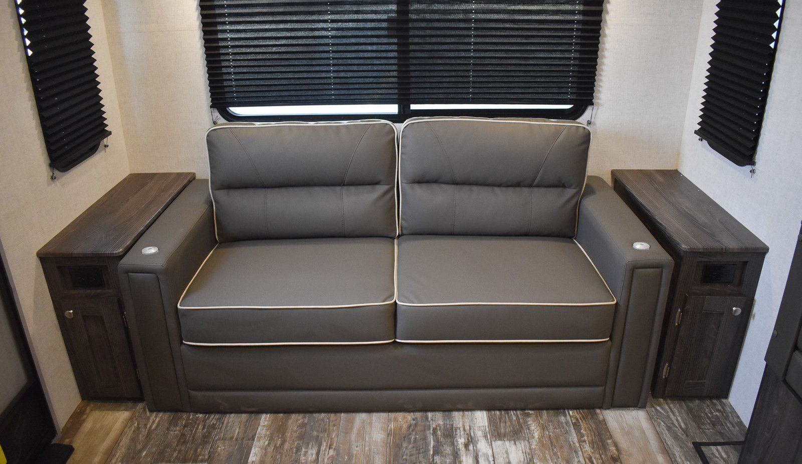 Photo 8 - 2020 Starcraft Travel Trailer rental photo 10