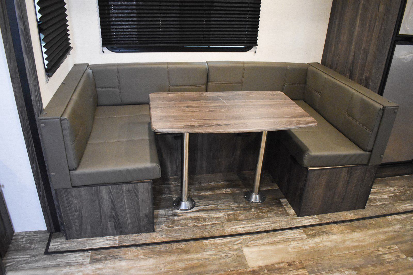 Photo 10 - 2020 Starcraft Travel Trailer rental photo 12