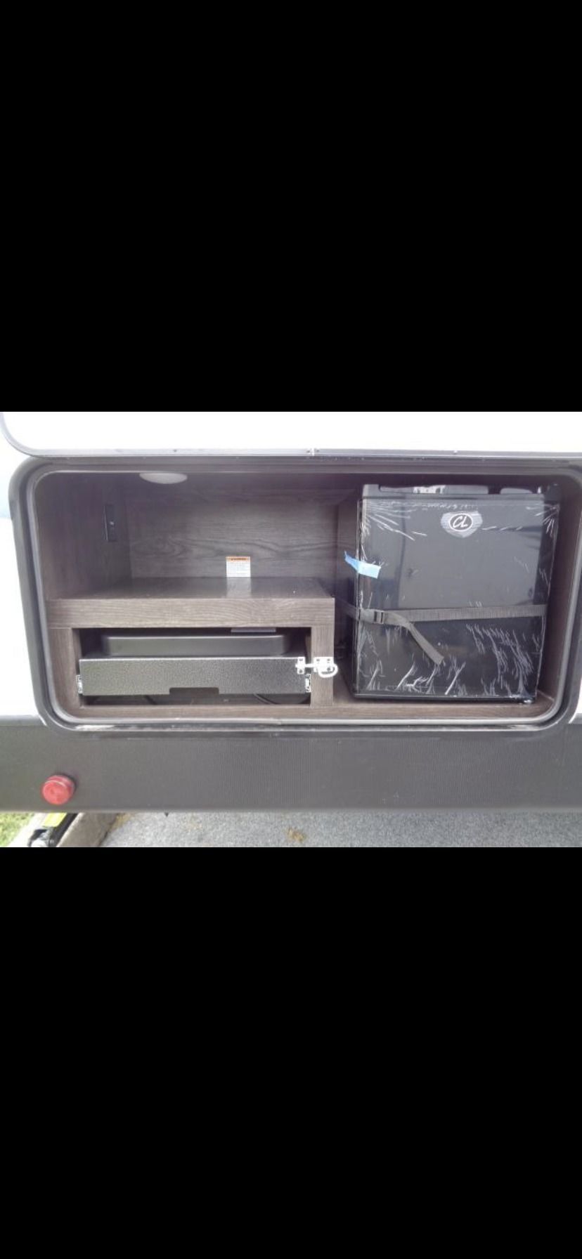 Photo 6 - 2020 Dutchmen Travel Trailer rental photo 8