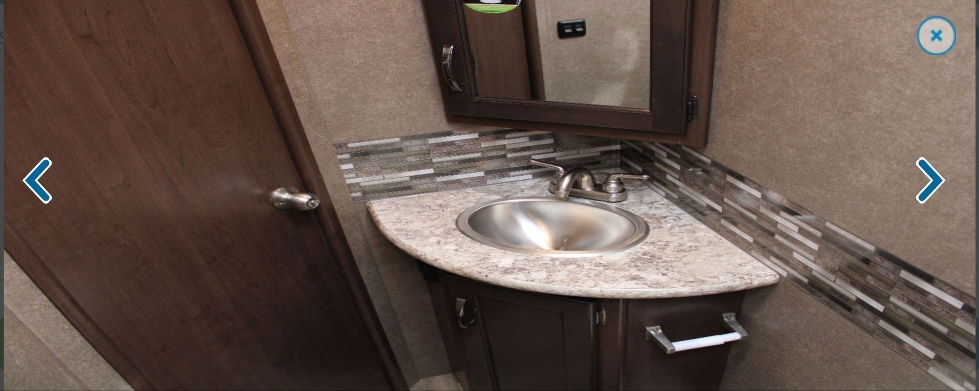 Photo 20 - 2021 Entegra Coach Class A Motorhome rental photo 22