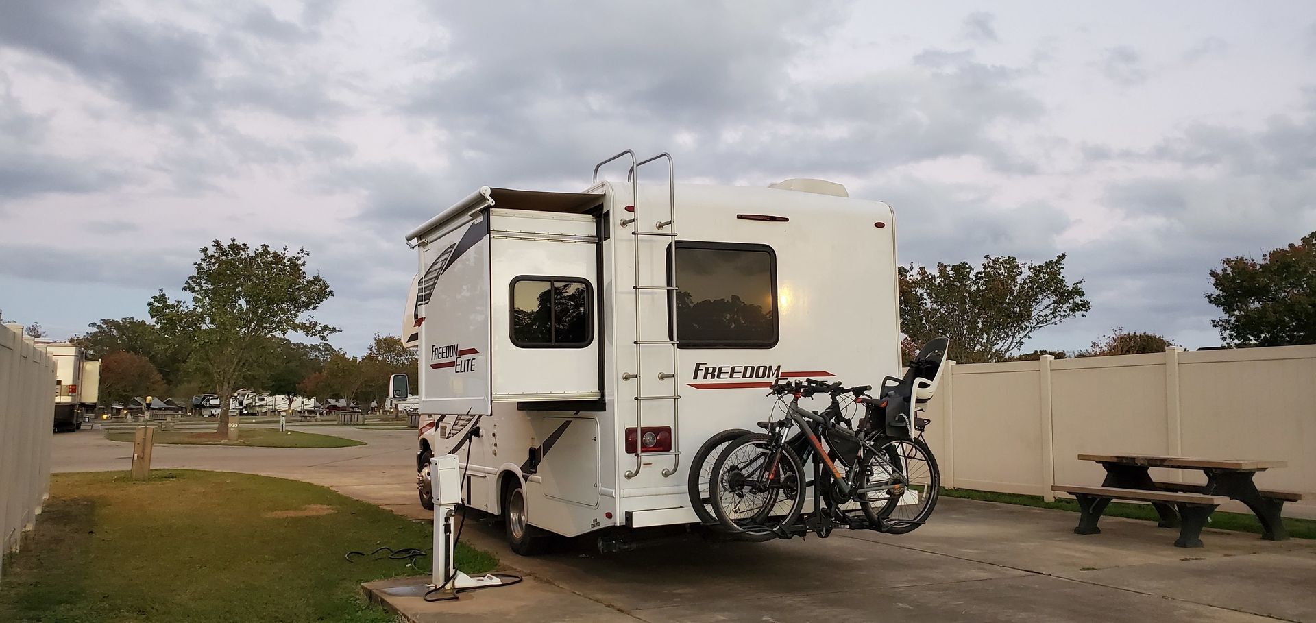 Photo 21 - 2021 Entegra Coach Class A Motorhome rental photo 23