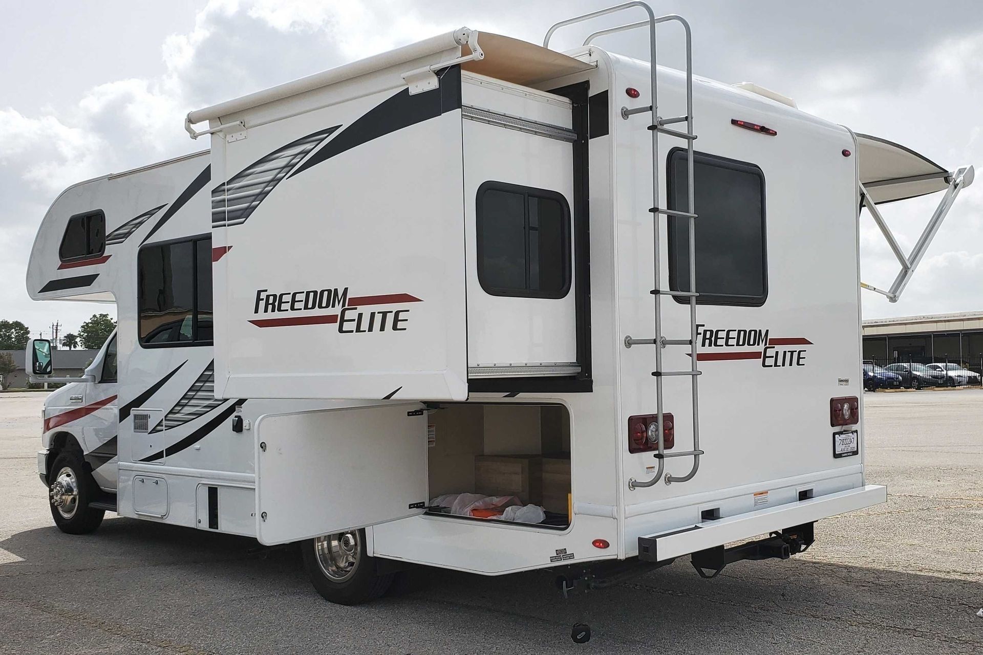 Photo 41 - 2021 Entegra Coach Class A Motorhome rental photo 43