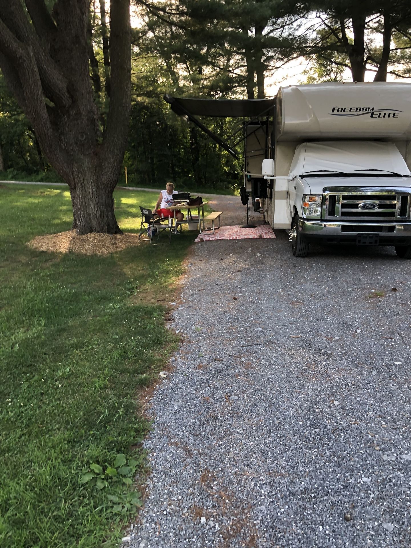 Photo 9 - 2019 Thor Class C Motorhome rental photo 11