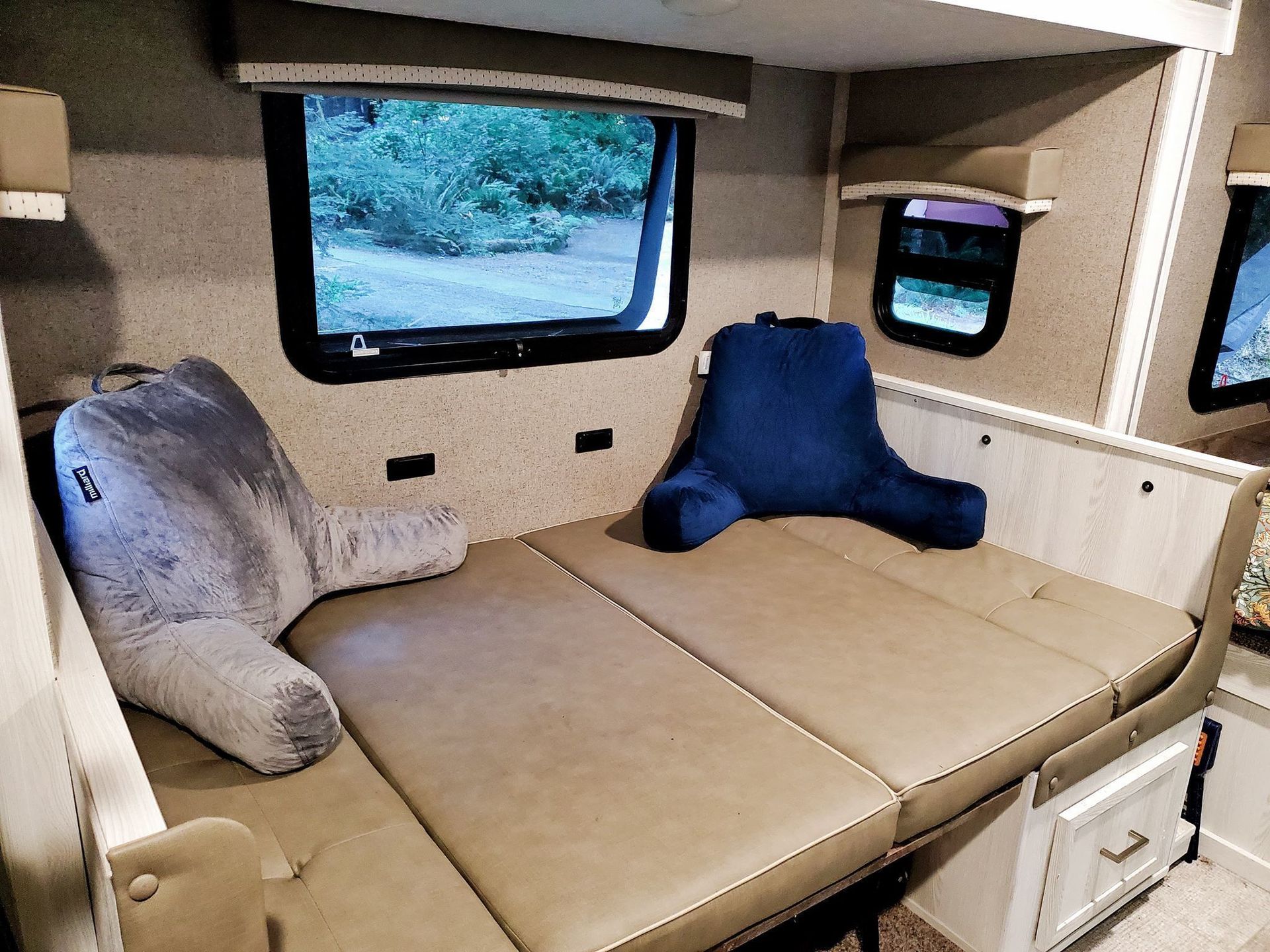 Photo 12 - 2021 Rockwood Travel Trailer rental photo 14