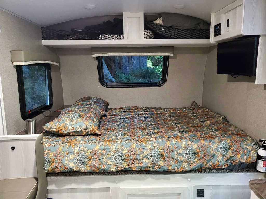 Photo 13 - 2021 Rockwood Travel Trailer rental photo 15