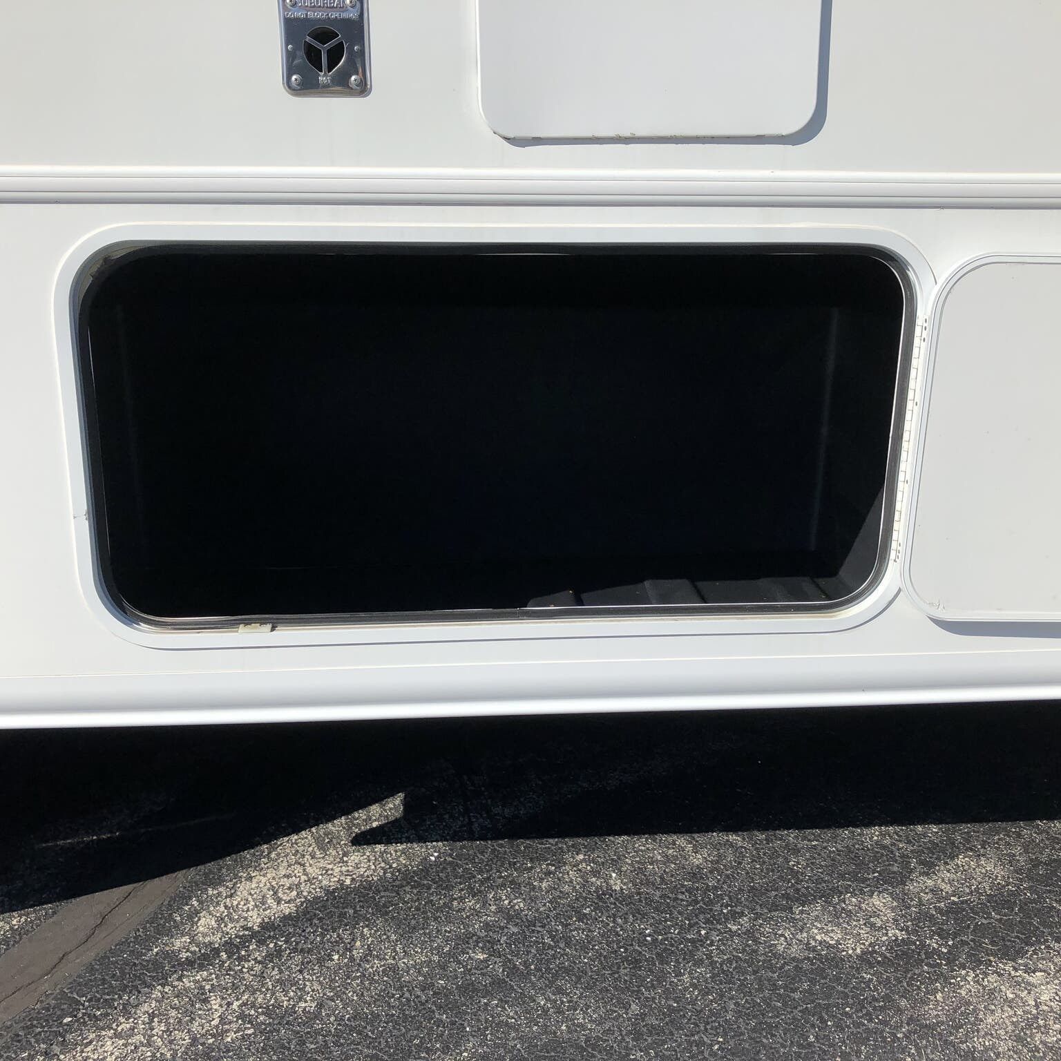 Photo 19 - 2019 Winnebago Industries, Inc. Class A Motorhome rental photo 21