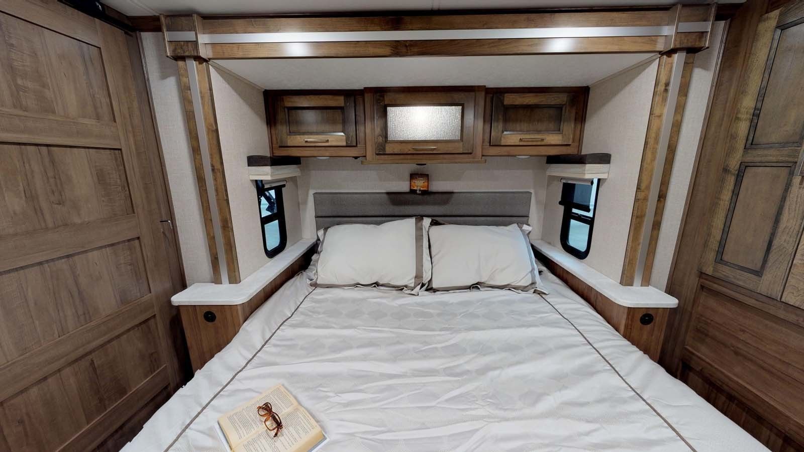 Photo 8 - 2020 Coachmen Class A Motorhome rental photo 10