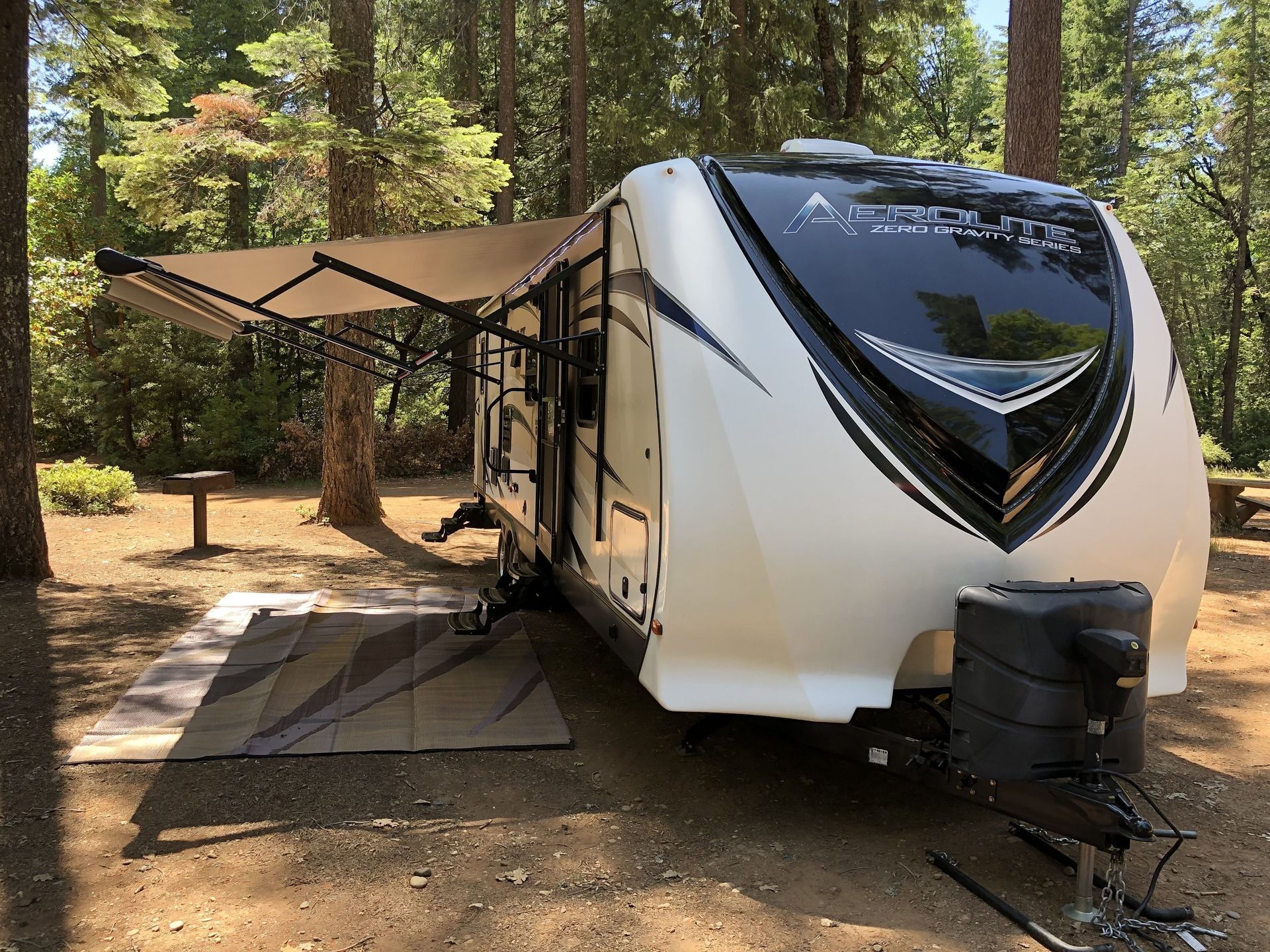 Photo 1 - 2017 Dutchmen Travel Trailer rental photo 3