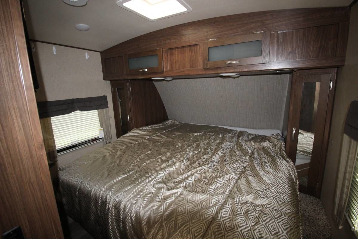 Photo 5 - 2017 Dutchmen Travel Trailer rental photo 7