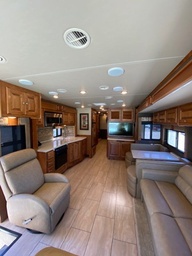 Photo 2 thumbnail 4