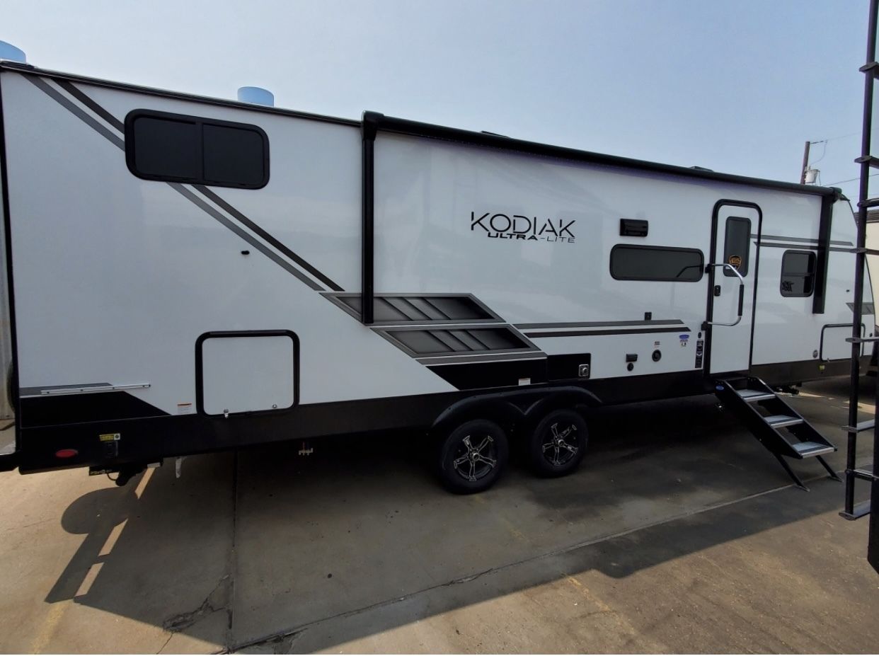 Photo 2 - 2022 Dutchmen Travel Trailer rental photo 7