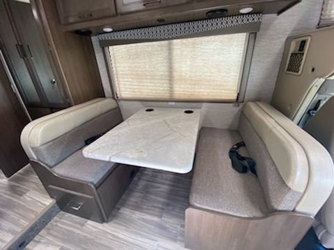 Photo 9 - 2021 Thor Class C Motorhome rental photo 11