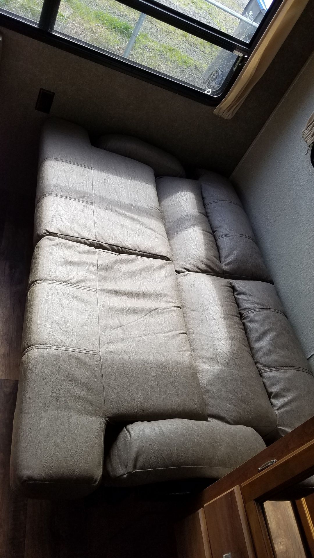 Photo 17 - 2018 Keystone Travel Trailer rental photo 19