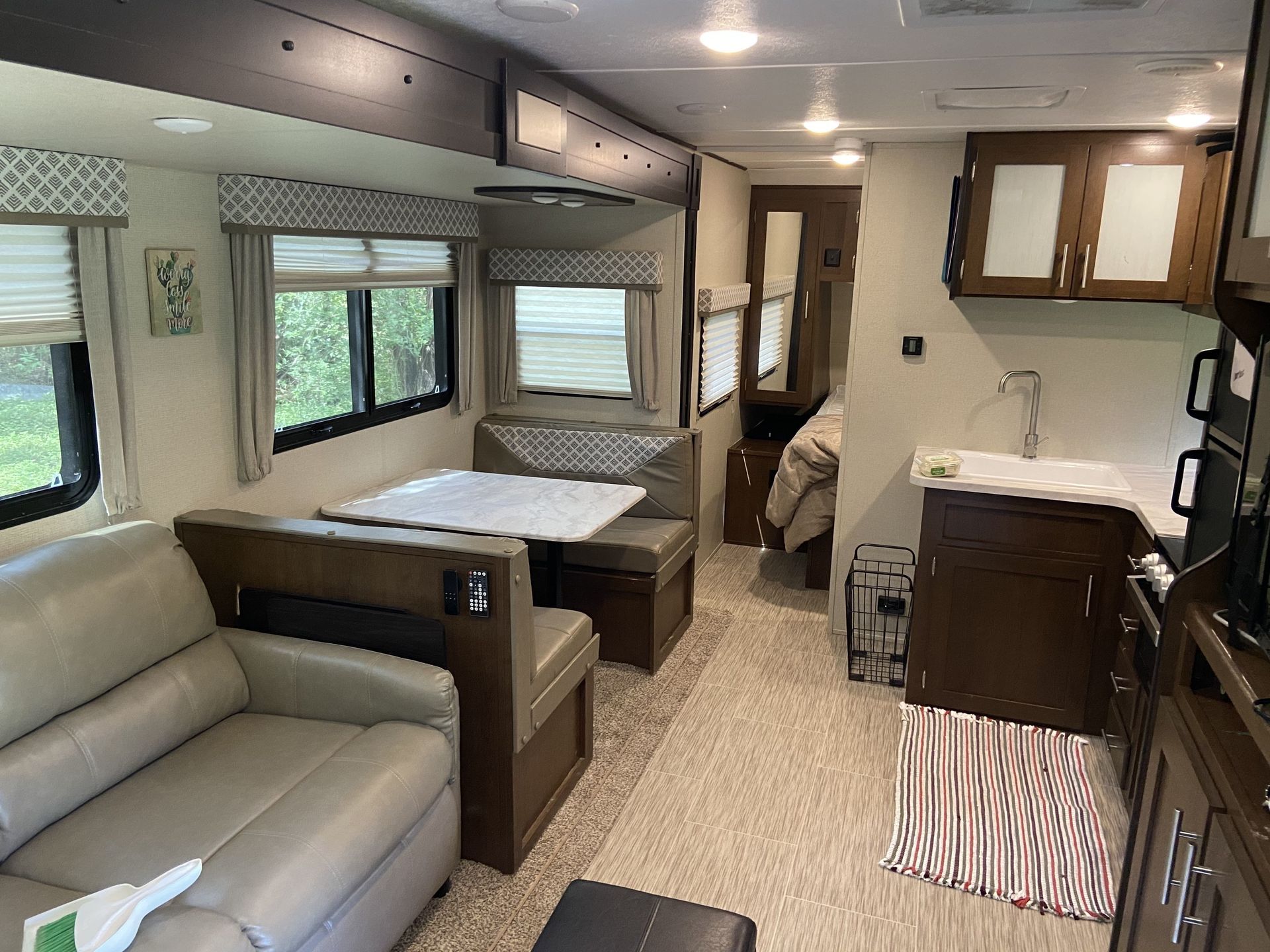 Photo 10 - 2019 Prime Time Travel Trailer rental photo 12