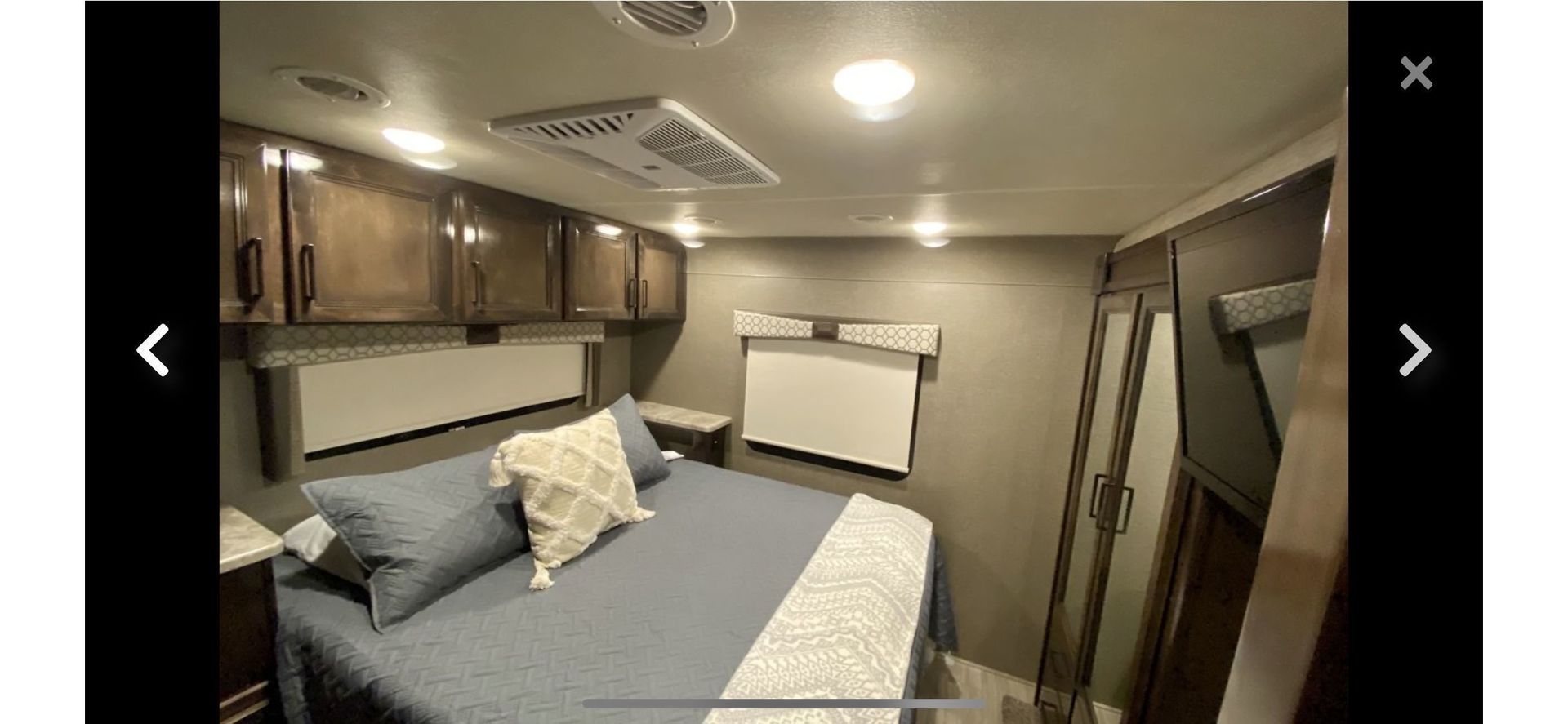Photo 14 - 2021 Thor Motor Coach Class C Motorhome rental photo 16