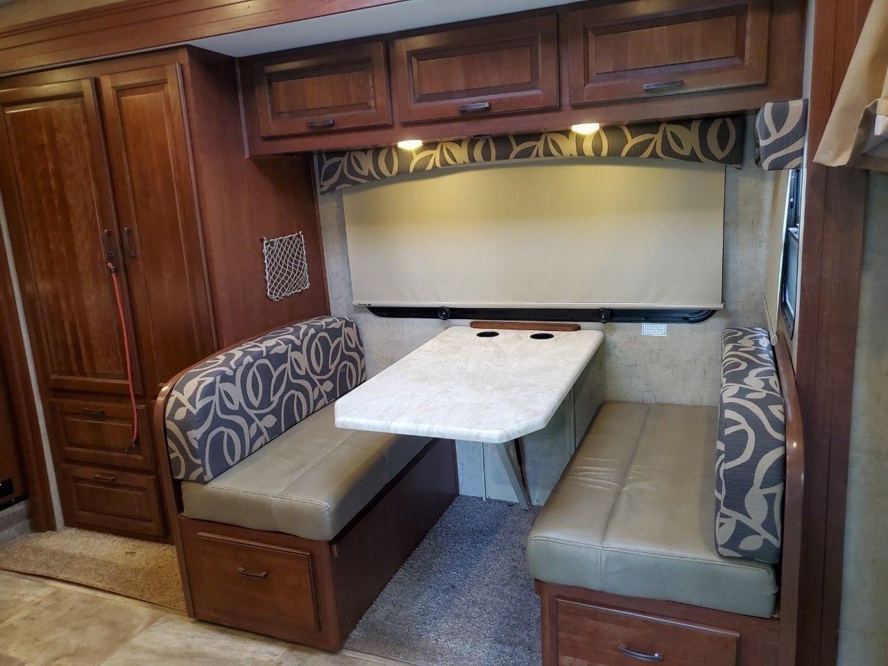 Photo 7 - 2015 Forest River Class C Motorhome rental photo 9