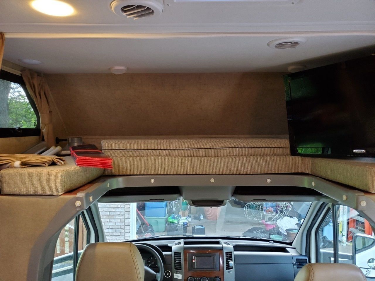 Photo 8 - 2015 Forest River Class C Motorhome rental photo 10