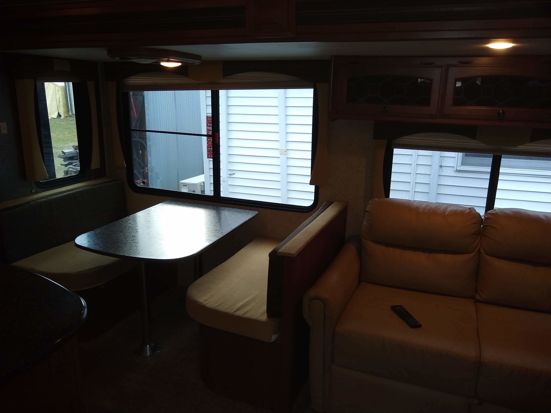 Photo 19 - 2014 HEART LAND Travel Trailer rental photo 21
