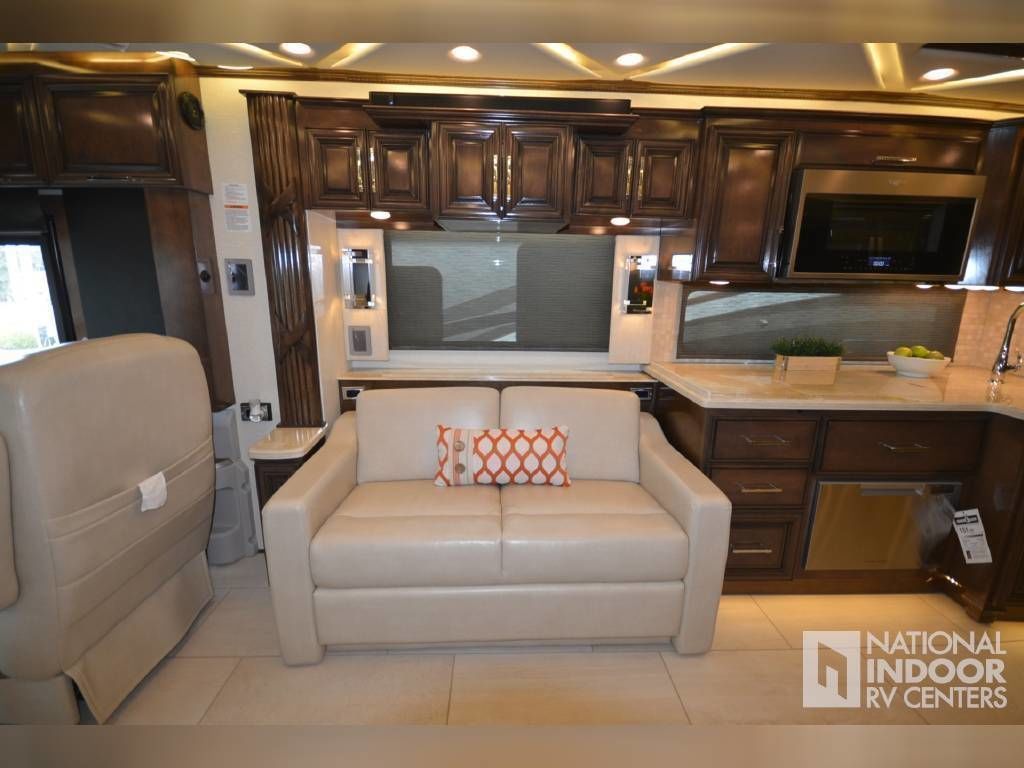 Photo 10 - 2020 Newmar Class A Motorhome rental photo 12