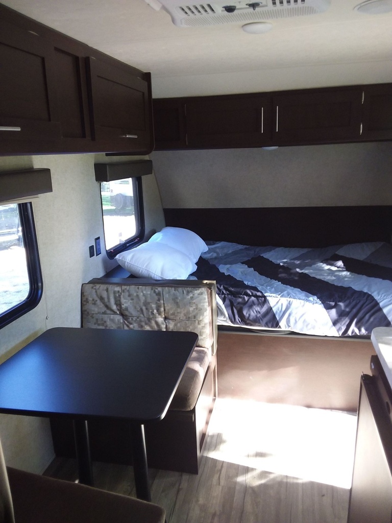 Photo 4 - 2017 Forest River Travel Trailer rental photo 6