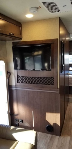 2020 Thor Four Winds 28Z Class C Motorhome for rent in San Marcos, CA