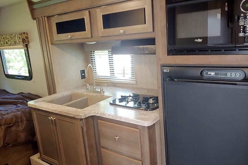 2019 Coleman Lite LX 1755FD Travel Trailer for rent in Homestead, FL