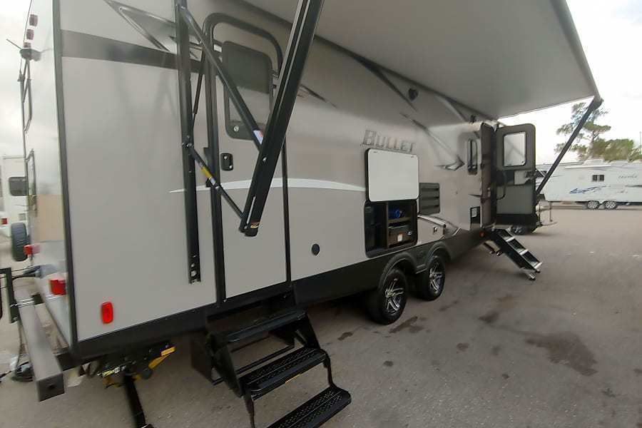 Photo 1 - 2020 Keystone Travel Trailer rental photo 3