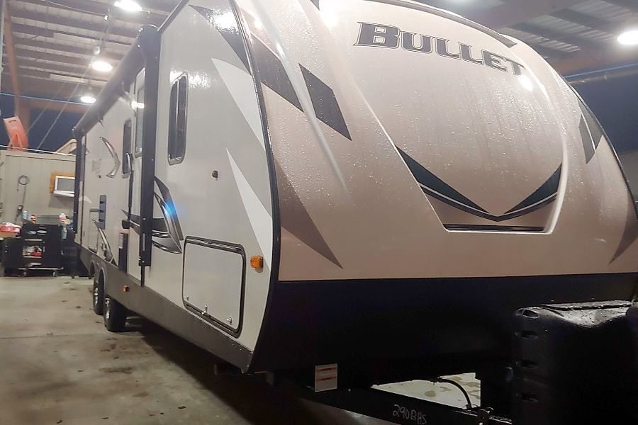 Photo 7 - 2020 Keystone Travel Trailer rental photo 9