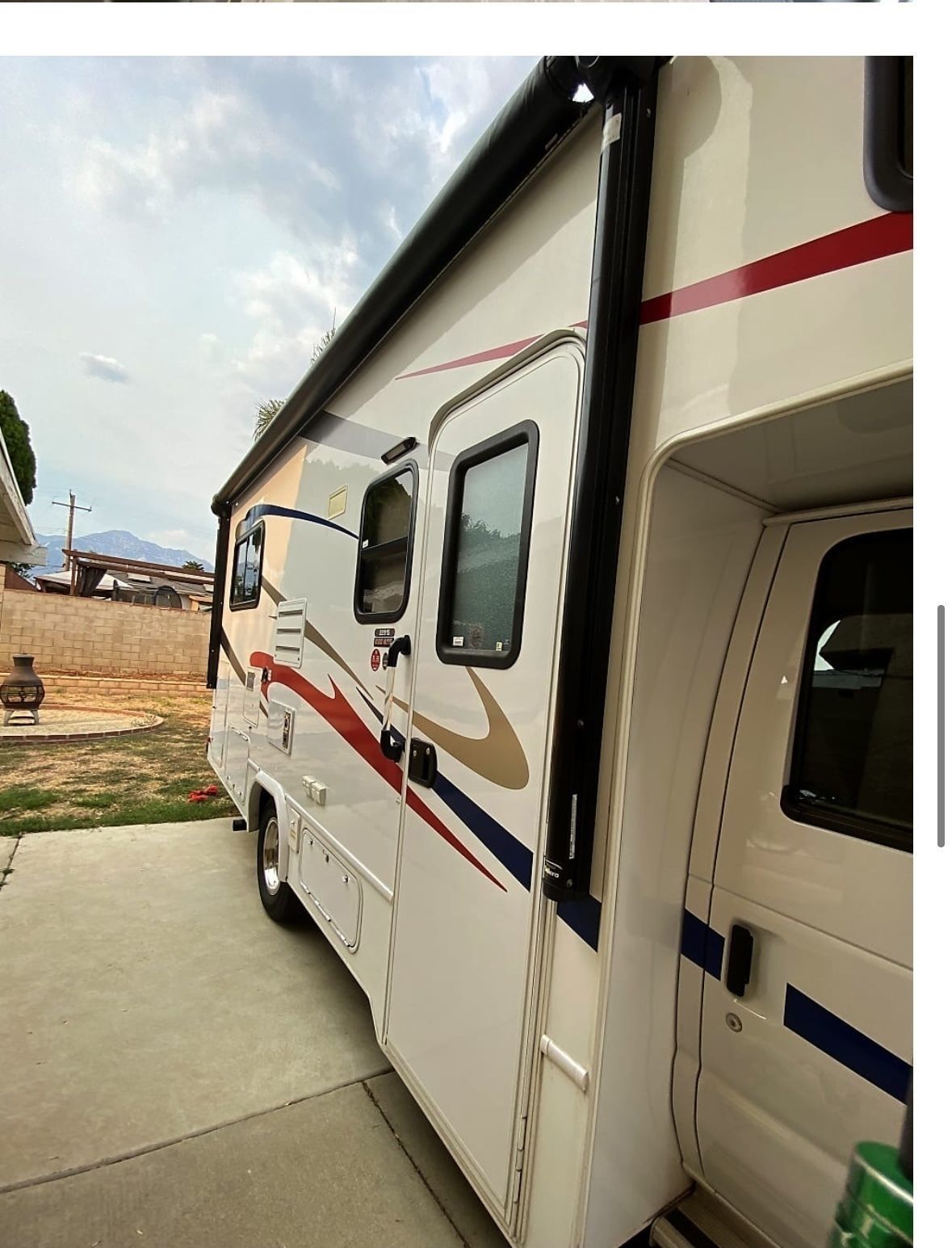 Photo 9 - 2018 Forester Class C Motorhome rental photo 11