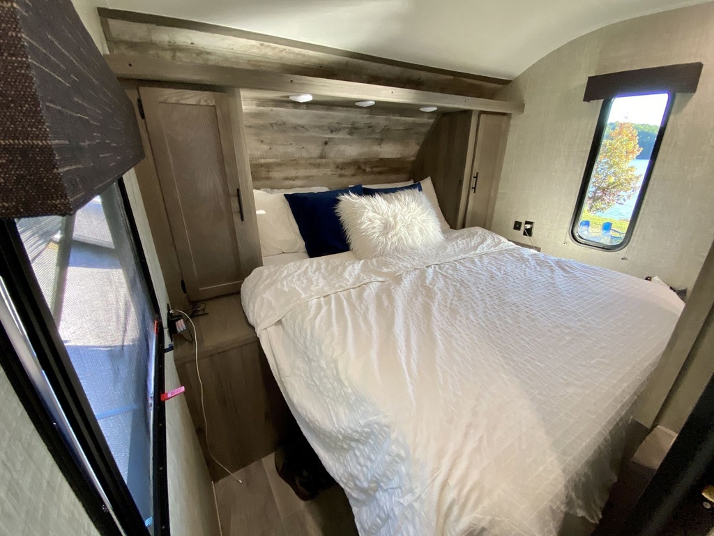Photo 5 - 2021 Gulf Stream Travel Trailer rental photo 7