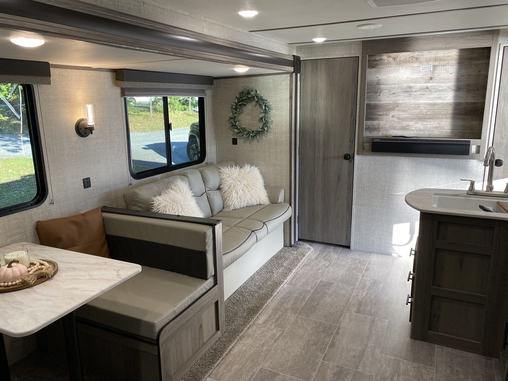 Photo 7 - 2021 Gulf Stream Travel Trailer rental photo 9