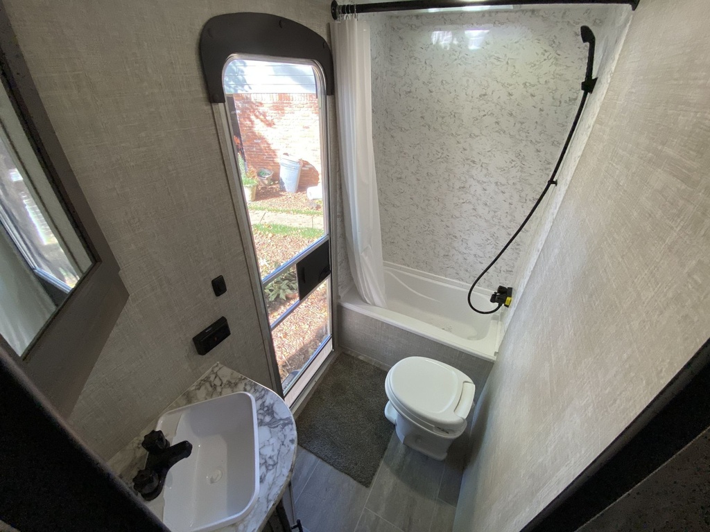 Photo 9 - 2021 Gulf Stream Travel Trailer rental photo 11