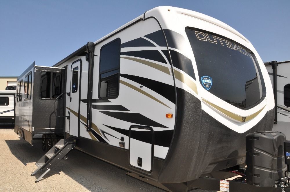 Photo 7 - 2021 Keystone Travel Trailer rental photo 9