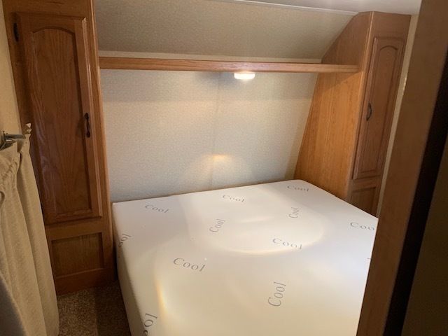 Photo 1 - 2008 Keystone Class C Motorhome rental photo 3