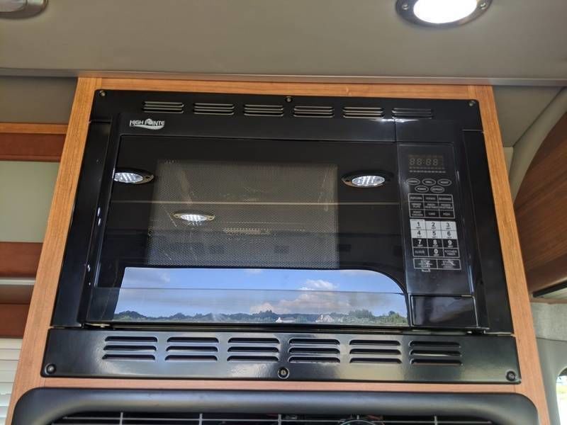 Photo 13 - 2016 Roadtrek Class B Motorhome rental photo 15