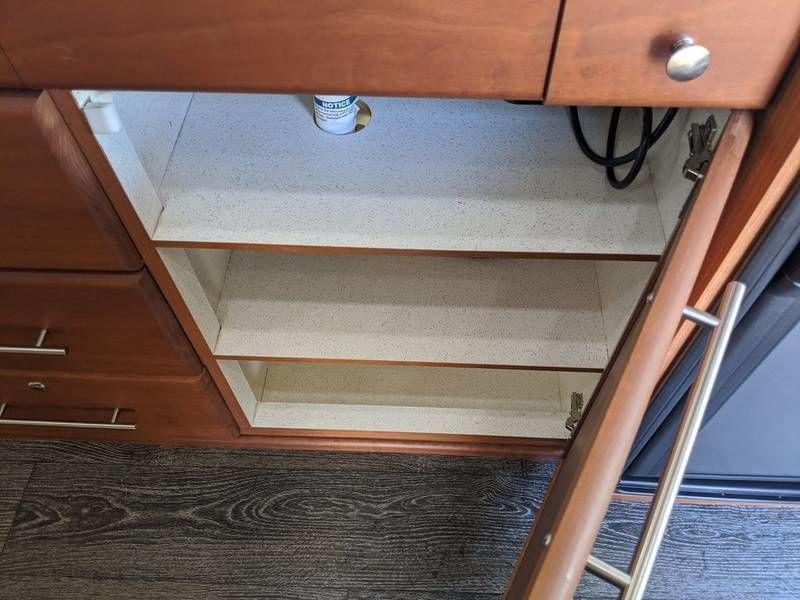 Photo 18 - 2016 Roadtrek Class B Motorhome rental photo 20