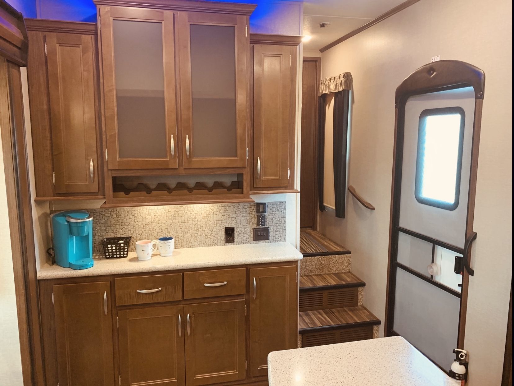 Photo 12 - 2018 Keystone Fifth Wheel rental photo 14