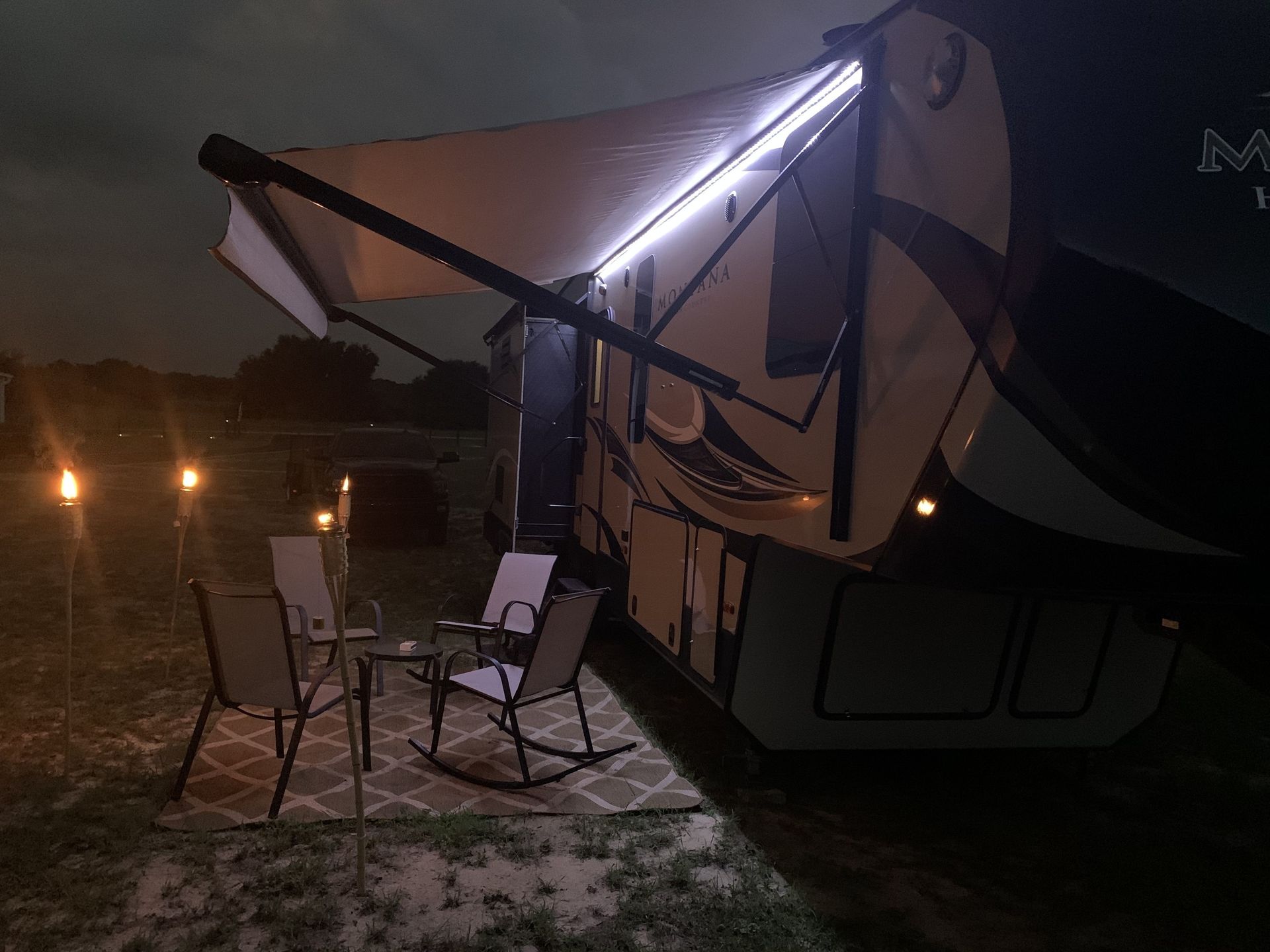 Photo 19 - 2018 Keystone Fifth Wheel rental photo 21