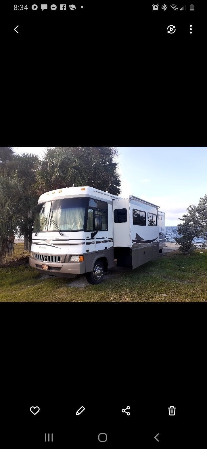 Photo 0 - 2005 Winnebago Class A Motorhome rental photo 2