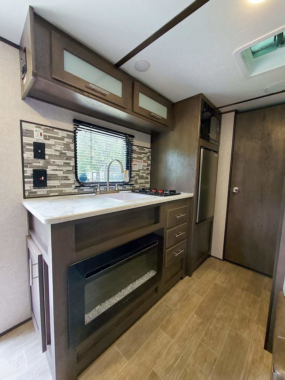 Photo 3 - 2021 Coleman Travel Trailer rental photo 5