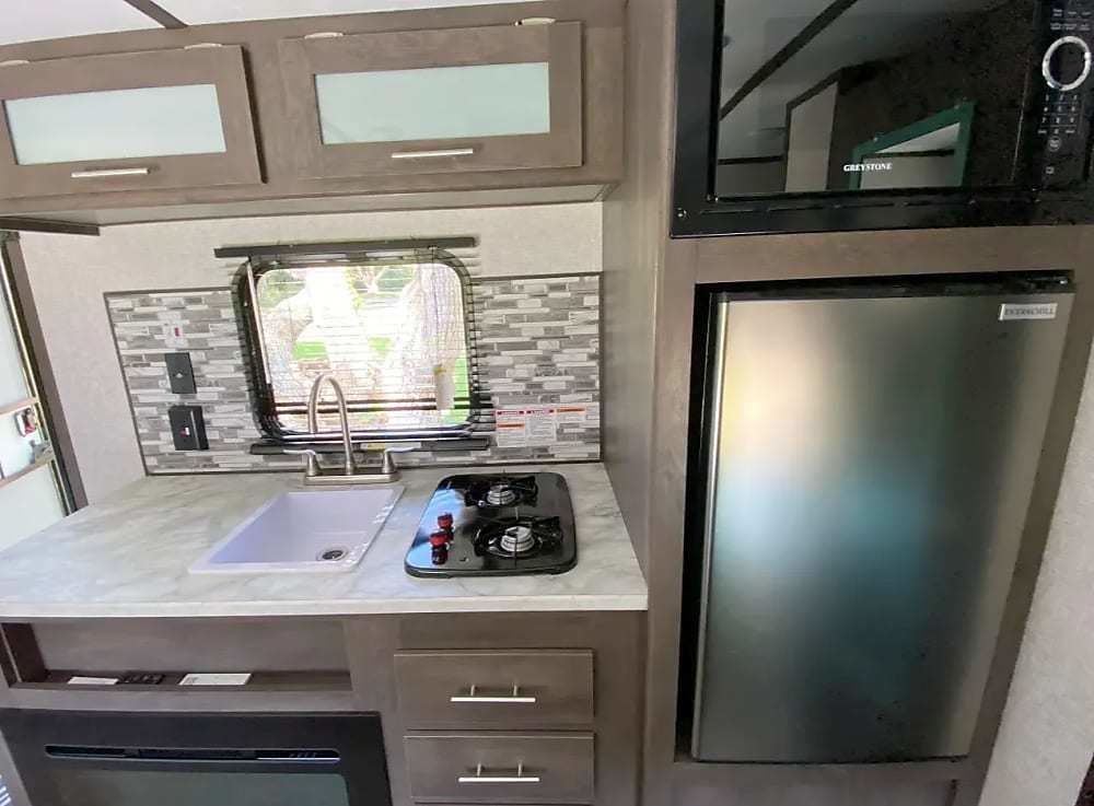 Photo 6 - 2021 Coleman Travel Trailer rental photo 8