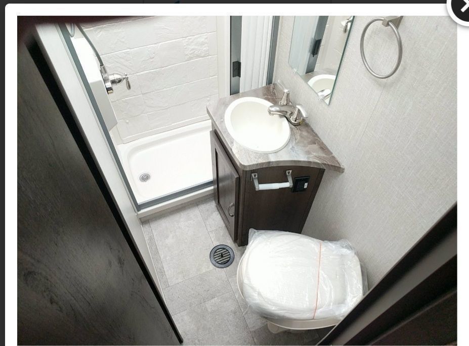 Photo 2 - 2020 Coachmen Class C Motorhome rental photo 4